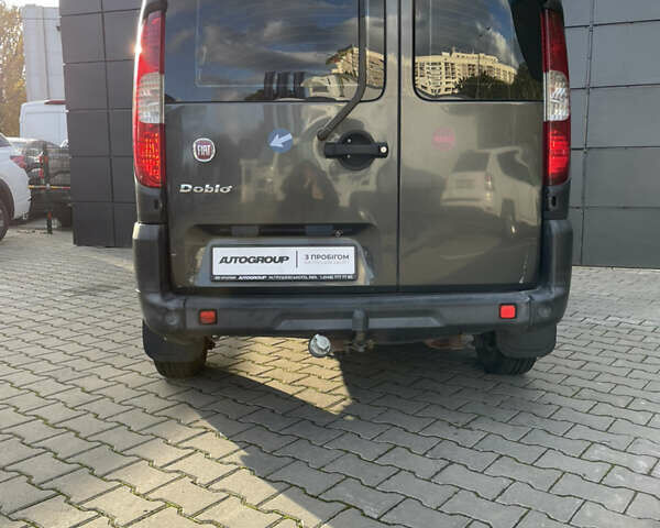 Серый Фиат Добло, объемом двигателя 0 л и пробегом 180 тыс. км за 5000 $, фото 16 на Automoto.ua