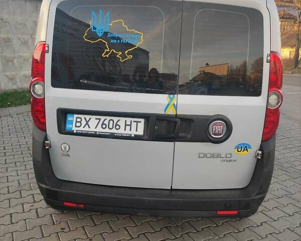 Серый Фиат Добло, объемом двигателя 1.6 л и пробегом 230 тыс. км за 8200 $, фото 4 на Automoto.ua