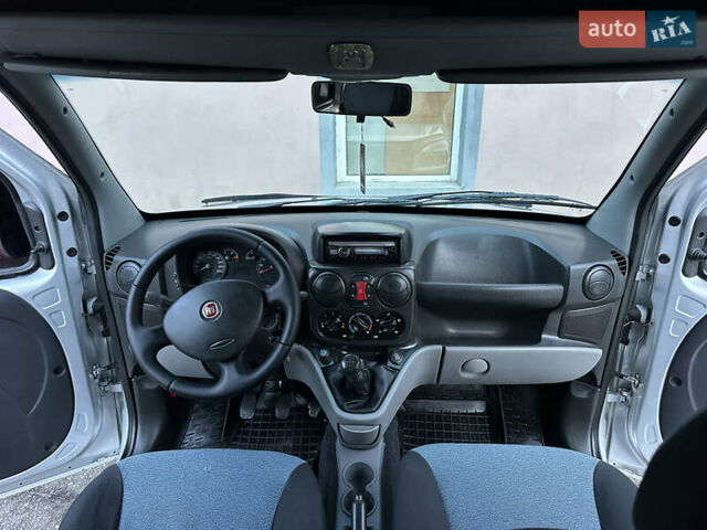 Серый Фиат Добло, объемом двигателя 1.4 л и пробегом 152 тыс. км за 5999 $, фото 32 на Automoto.ua