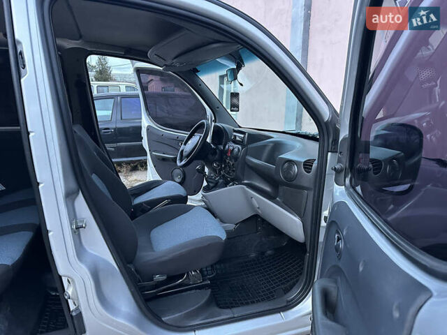 Серый Фиат Добло, объемом двигателя 1.4 л и пробегом 152 тыс. км за 5999 $, фото 29 на Automoto.ua