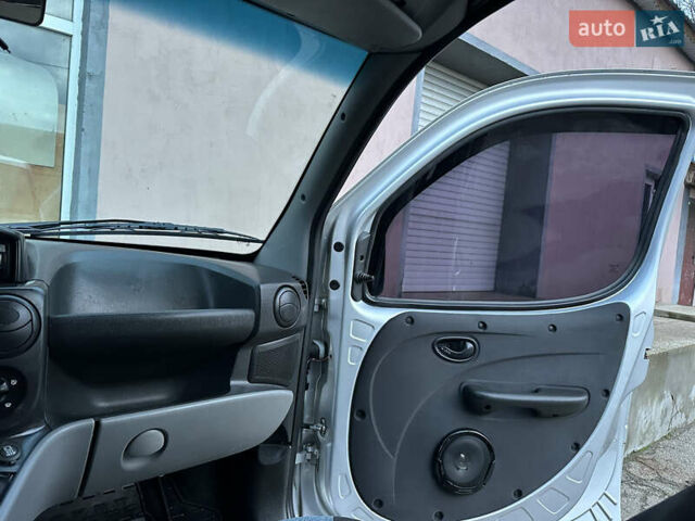 Серый Фиат Добло, объемом двигателя 1.4 л и пробегом 152 тыс. км за 5999 $, фото 30 на Automoto.ua