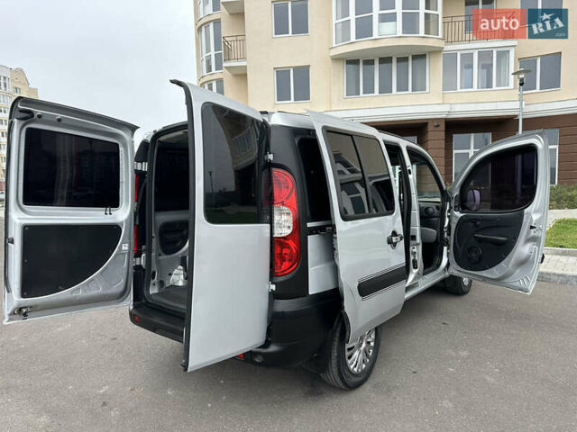 Серый Фиат Добло, объемом двигателя 1.4 л и пробегом 152 тыс. км за 5950 $, фото 33 на Automoto.ua