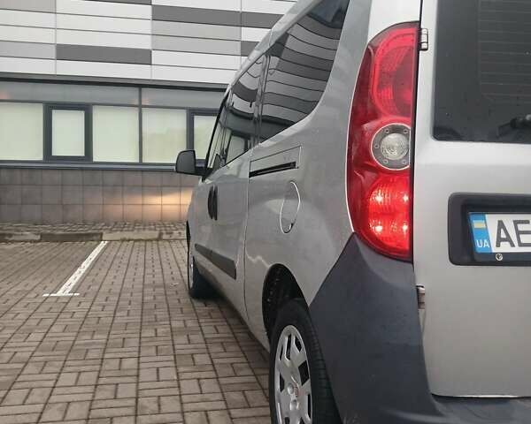 Сірий Фіат Добло, об'ємом двигуна 1.6 л та пробігом 202 тис. км за 7800 $, фото 19 на Automoto.ua