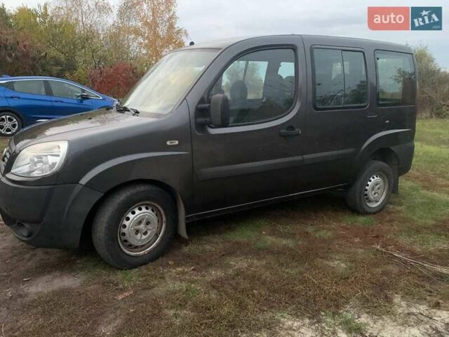 Сірий Фіат Добло, об'ємом двигуна 1.37 л та пробігом 137 тис. км за 5900 $, фото 3 на Automoto.ua
