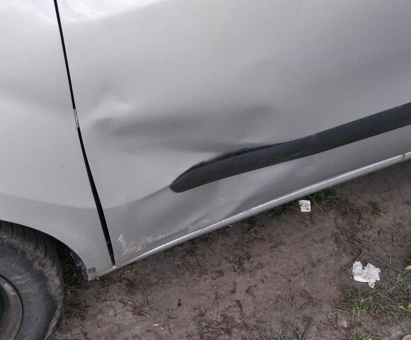 Сірий Фіат Добло, об'ємом двигуна 1.4 л та пробігом 145 тис. км за 5850 $, фото 4 на Automoto.ua