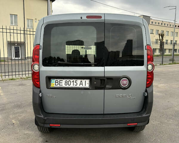 Серый Фиат Добло, объемом двигателя 1.6 л и пробегом 295 тыс. км за 9300 $, фото 3 на Automoto.ua