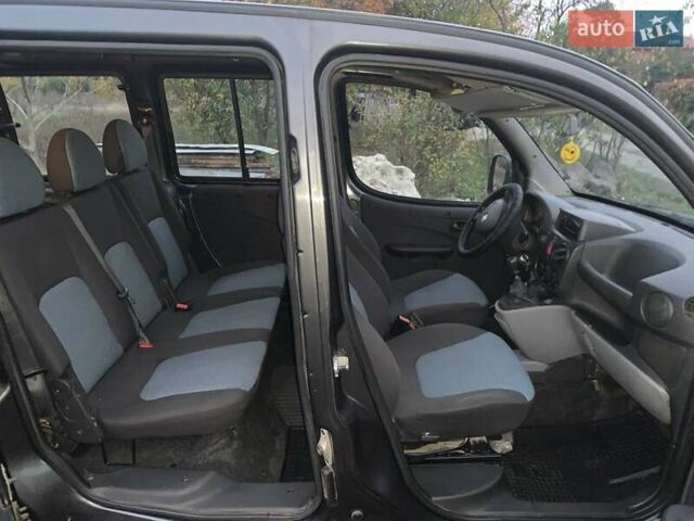 Сірий Фіат Добло, об'ємом двигуна 1.37 л та пробігом 137 тис. км за 5900 $, фото 4 на Automoto.ua