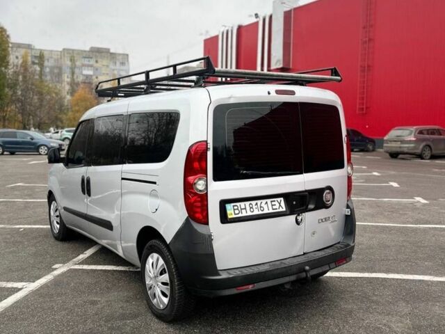 Серый Фиат Добло, объемом двигателя 1.6 л и пробегом 220 тыс. км за 6100 $, фото 2 на Automoto.ua