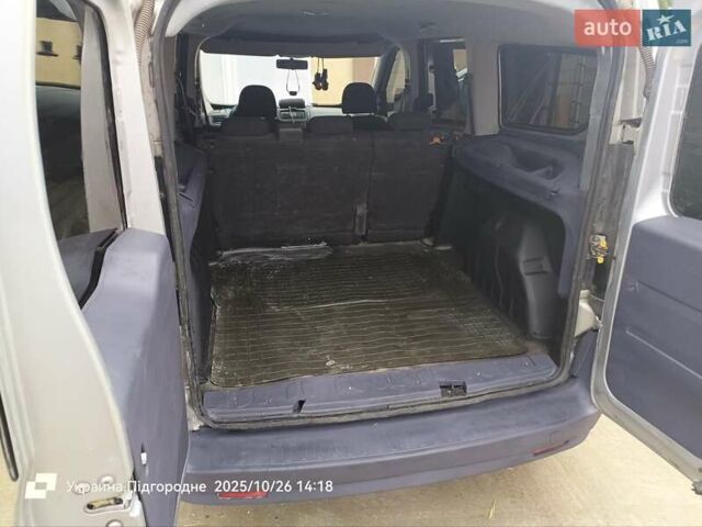 Сірий Фіат Добло, об'ємом двигуна 1.6 л та пробігом 201 тис. км за 6500 $, фото 7 на Automoto.ua