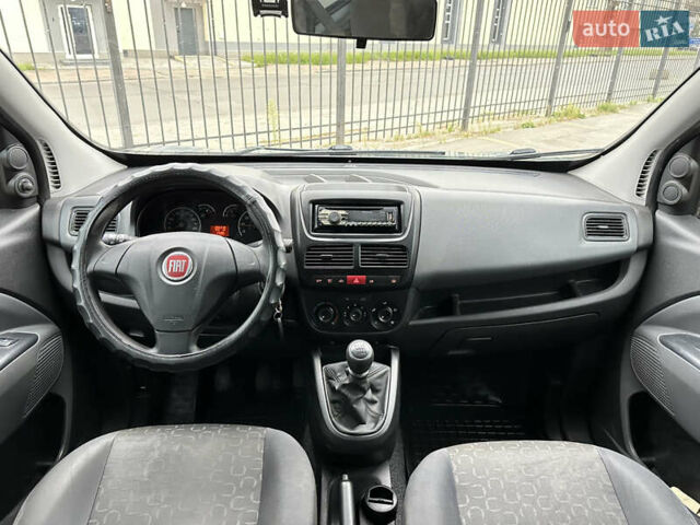 Серый Фиат Добло, объемом двигателя 1.6 л и пробегом 295 тыс. км за 9300 $, фото 10 на Automoto.ua