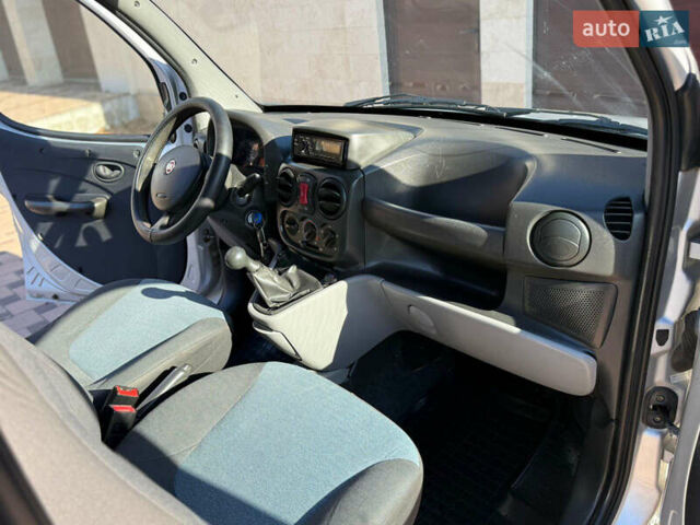 Серый Фиат Добло, объемом двигателя 1.3 л и пробегом 180 тыс. км за 5999 $, фото 34 на Automoto.ua