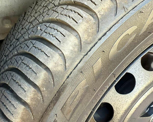 Серый Фиат Добло, объемом двигателя 1.3 л и пробегом 180 тыс. км за 5999 $, фото 61 на Automoto.ua