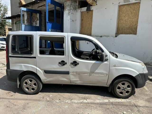 Сірий Фіат Добло, об'ємом двигуна 1.4 л та пробігом 243 тис. км за 3500 $, фото 4 на Automoto.ua