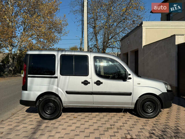 Серый Фиат Добло, объемом двигателя 1.3 л и пробегом 180 тыс. км за 5999 $, фото 54 на Automoto.ua