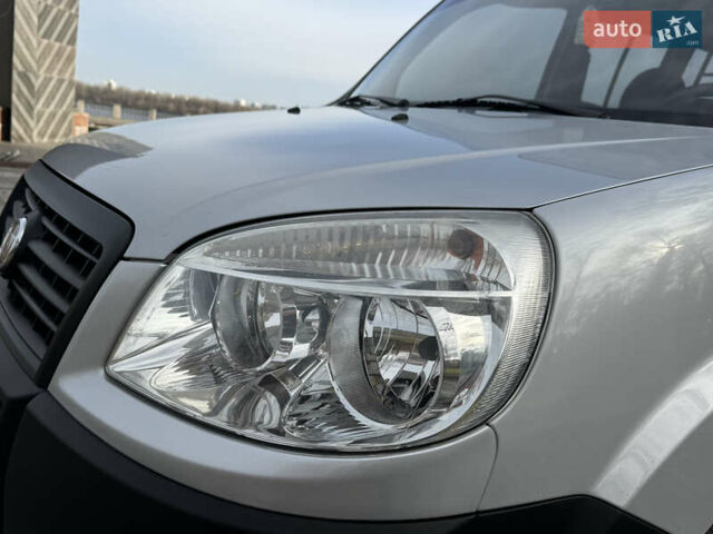 Серый Фиат Добло, объемом двигателя 1.25 л и пробегом 84 тыс. км за 9999 $, фото 38 на Automoto.ua