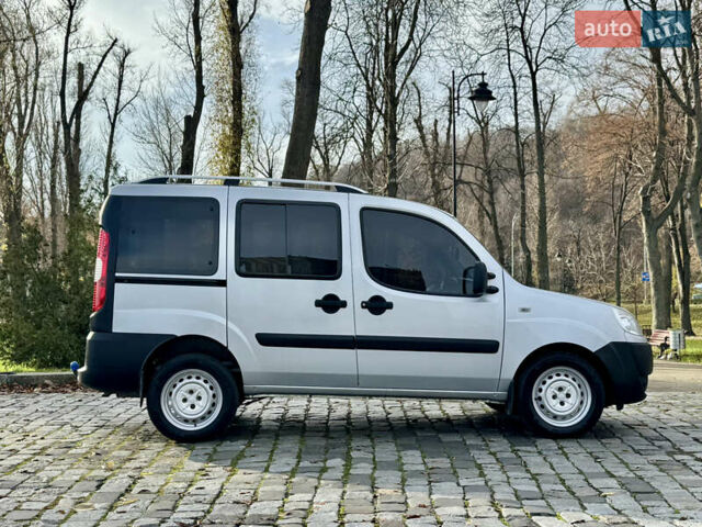 Серый Фиат Добло, объемом двигателя 1.25 л и пробегом 84 тыс. км за 9999 $, фото 3 на Automoto.ua