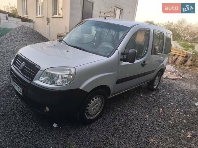 Сірий Фіат Добло, об'ємом двигуна 1.4 л та пробігом 112 тис. км за 8200 $, фото 3 на Automoto.ua
