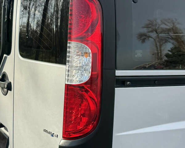 Серый Фиат Добло, объемом двигателя 1.25 л и пробегом 84 тыс. км за 9999 $, фото 46 на Automoto.ua