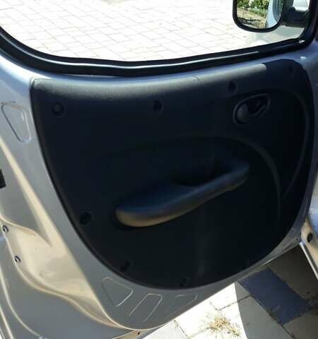 Серый Фиат Добло, объемом двигателя 1.3 л и пробегом 140 тыс. км за 5200 $, фото 12 на Automoto.ua