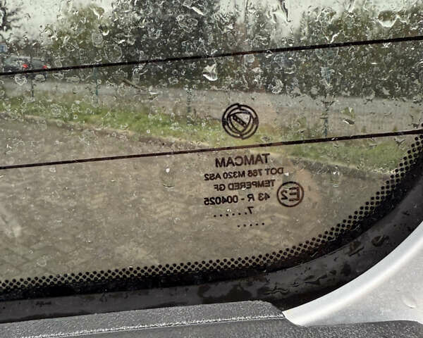 Серый Фиат Добло, объемом двигателя 1.6 л и пробегом 212 тыс. км за 9300 $, фото 21 на Automoto.ua