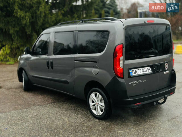 Серый Фиат Добло, объемом двигателя 1.6 л и пробегом 260 тыс. км за 12150 $, фото 10 на Automoto.ua