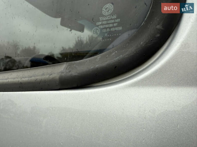 Серый Фиат Добло, объемом двигателя 1.6 л и пробегом 212 тыс. км за 9300 $, фото 25 на Automoto.ua