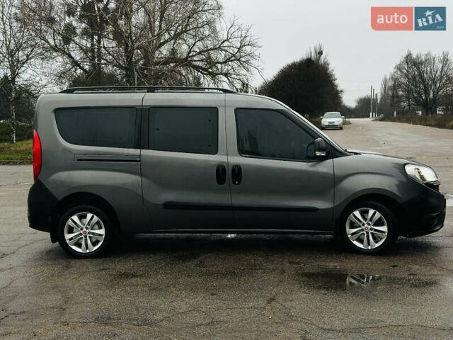 Серый Фиат Добло, объемом двигателя 1.6 л и пробегом 260 тыс. км за 12150 $, фото 6 на Automoto.ua