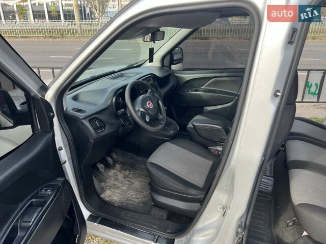 Сірий Фіат Добло, об'ємом двигуна 1.25 л та пробігом 157 тис. км за 10900 $, фото 8 на Automoto.ua