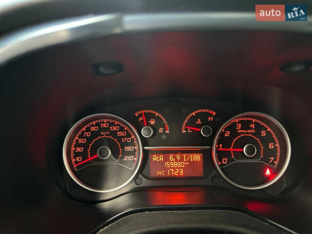 Серый Фиат Добло, объемом двигателя 1.25 л и пробегом 160 тыс. км за 10000 $, фото 9 на Automoto.ua