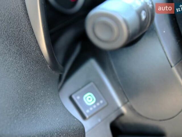 Серый Фиат Добло, объемом двигателя 1.37 л и пробегом 107 тыс. км за 9999 $, фото 17 на Automoto.ua