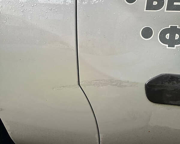 Серый Фиат Добло, объемом двигателя 1.25 л и пробегом 160 тыс. км за 10000 $, фото 8 на Automoto.ua