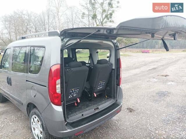 Сірий Фіат Добло, об'ємом двигуна 1.37 л та пробігом 155 тис. км за 12300 $, фото 19 на Automoto.ua
