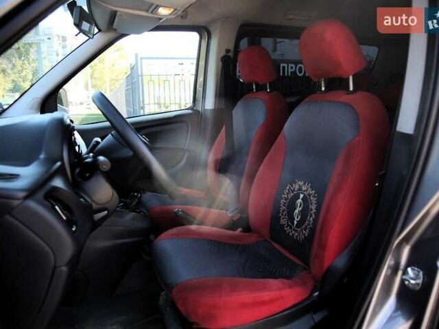 Серый Фиат Добло, объемом двигателя 1.37 л и пробегом 107 тыс. км за 9999 $, фото 6 на Automoto.ua