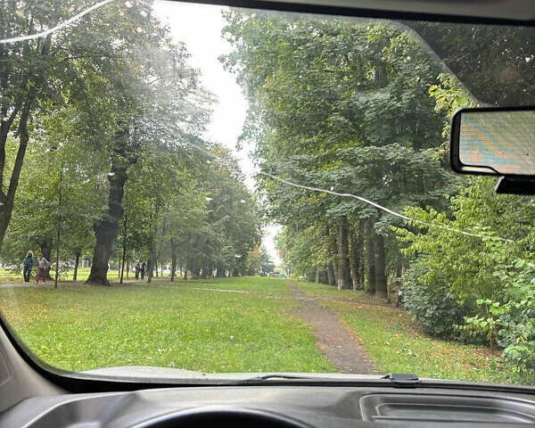 Серый Фиат Добло, объемом двигателя 1.25 л и пробегом 160 тыс. км за 10000 $, фото 15 на Automoto.ua