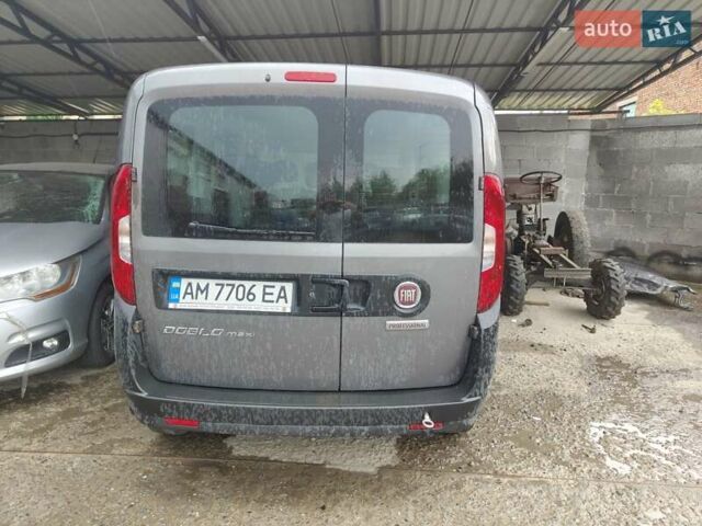 Серый Фиат Добло, объемом двигателя 1.3 л и пробегом 120 тыс. км за 5550 $, фото 9 на Automoto.ua