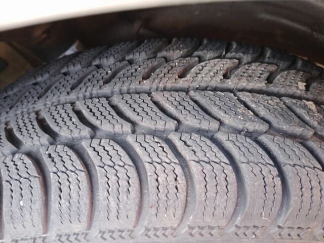 Серый Фиат Добло, объемом двигателя 1.9 л и пробегом 297 тыс. км за 4800 $, фото 12 на Automoto.ua