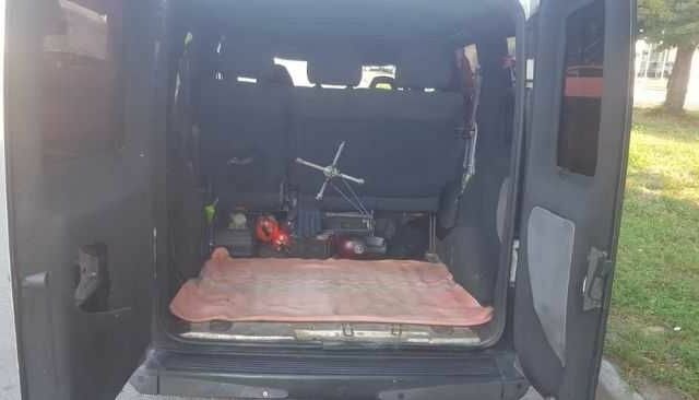 Серый Фиат Добло, объемом двигателя 1.9 л и пробегом 276 тыс. км за 3000 $, фото 8 на Automoto.ua