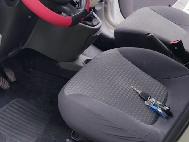 Сірий Фіат Добло, об'ємом двигуна 1.4 л та пробігом 3 тис. км за 3500 $, фото 5 на Automoto.ua