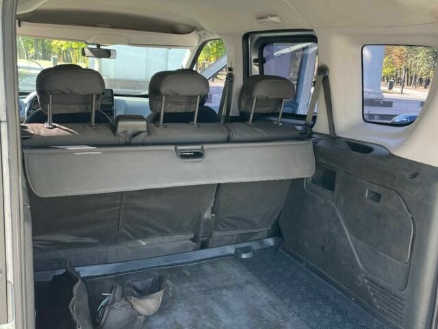 Серый Фиат Добло, объемом двигателя 1.2 л и пробегом 220 тыс. км за 7000 $, фото 8 на Automoto.ua