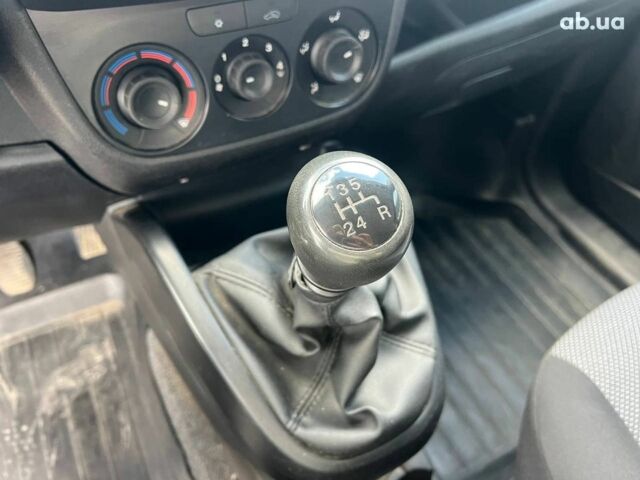 Сірий Фіат Добло, об'ємом двигуна 1.4 л та пробігом 223 тис. км за 7290 $, фото 24 на Automoto.ua