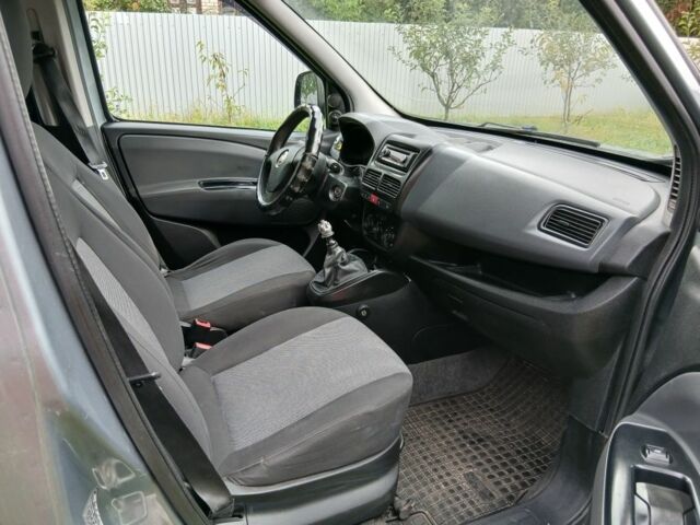 Сірий Фіат Добло, об'ємом двигуна 1.4 л та пробігом 282 тис. км за 3500 $, фото 5 на Automoto.ua