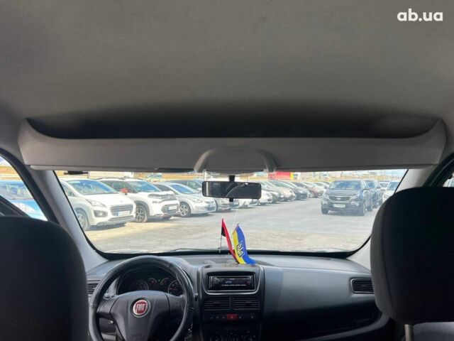 Сірий Фіат Добло, об'ємом двигуна 1.4 л та пробігом 223 тис. км за 7290 $, фото 30 на Automoto.ua
