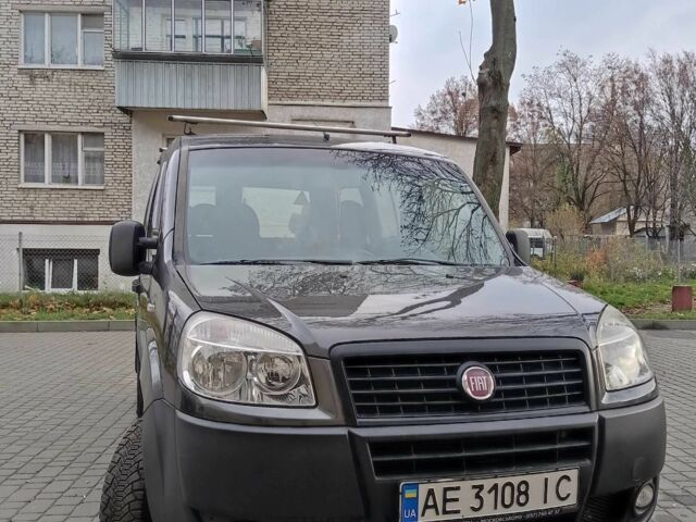 Сірий Фіат Добло, об'ємом двигуна 1.2 л та пробігом 276 тис. км за 5600 $, фото 1 на Automoto.ua