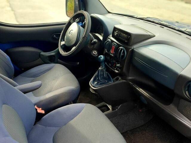 Синій Фіат Добло, об'ємом двигуна 1.9 л та пробігом 167 тис. км за 2950 $, фото 5 на Automoto.ua