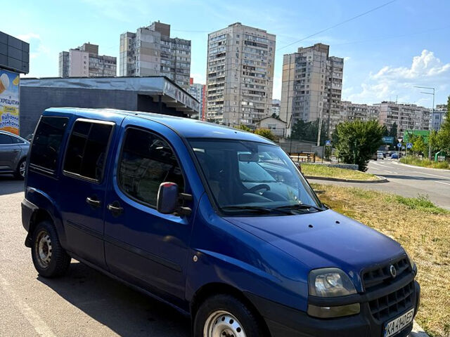 Синій Фіат Добло, об'ємом двигуна 1.6 л та пробігом 250 тис. км за 1999 $, фото 8 на Automoto.ua