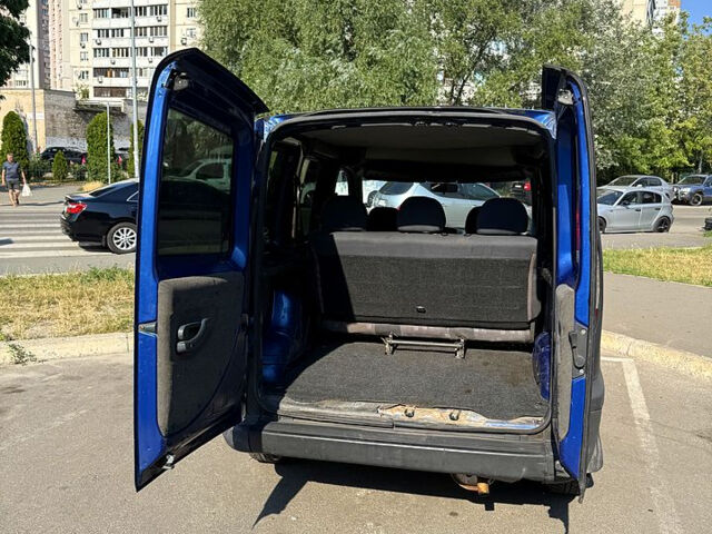 Синій Фіат Добло, об'ємом двигуна 1.6 л та пробігом 250 тис. км за 1999 $, фото 3 на Automoto.ua