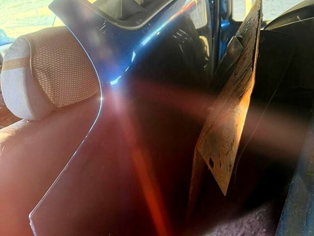 Синий Фиат Добло, объемом двигателя 1.9 л и пробегом 300 тыс. км за 1000 $, фото 6 на Automoto.ua