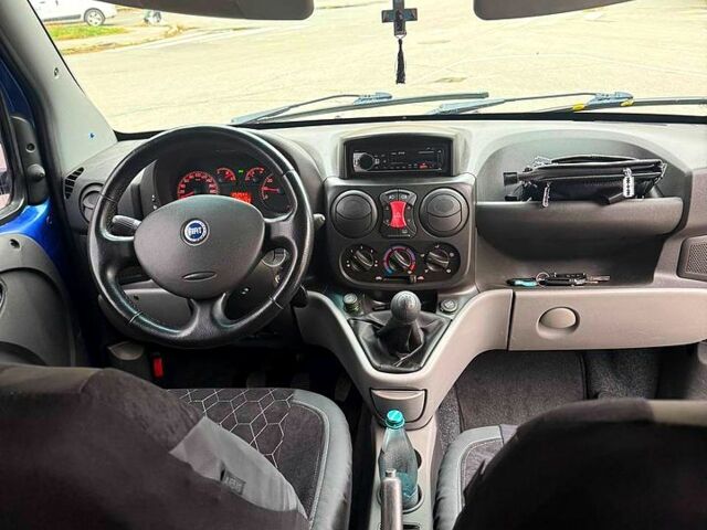 Синий Фиат Добло, объемом двигателя 1.2 л и пробегом 0 тыс. км за 5700 $, фото 5 на Automoto.ua