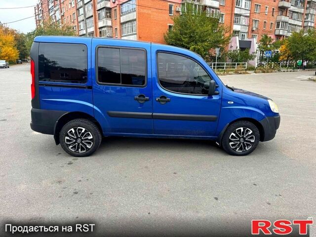 Синий Фиат Добло, объемом двигателя 1.2 л и пробегом 0 тыс. км за 5700 $, фото 3 на Automoto.ua