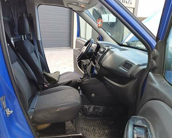 Синій Фіат Добло, об'ємом двигуна 1.2 л та пробігом 235 тис. км за 4999 $, фото 4 на Automoto.ua